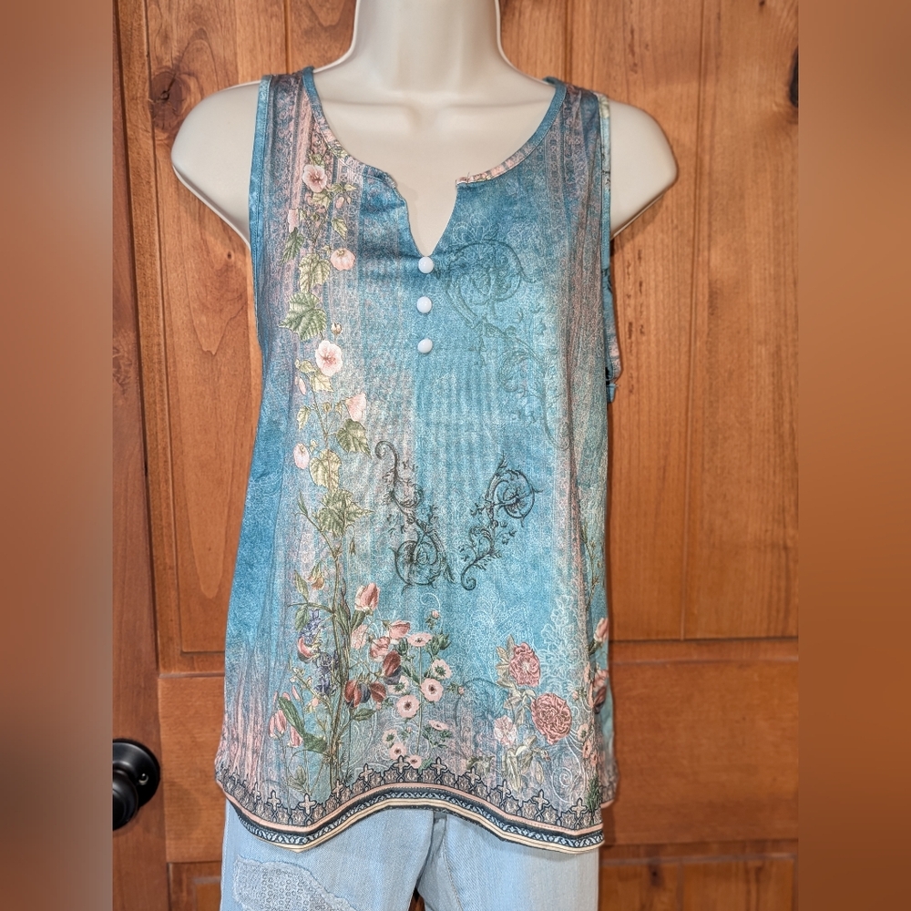 SHEIN Blue Floral Tank Top‎